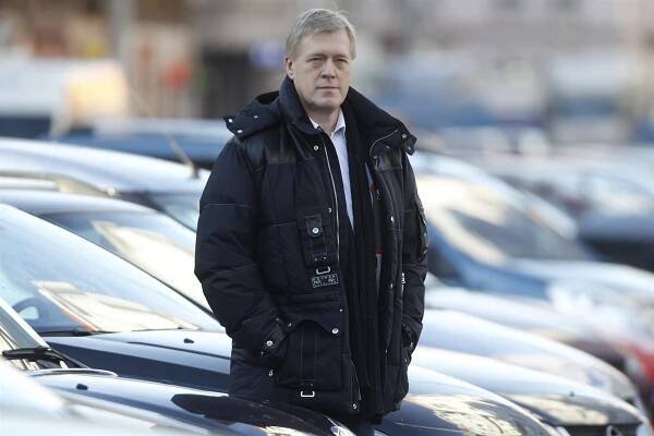 Šéf taxislužby: Klientům se omlouvám, řidiče s „turbem“ jsem vyhodil