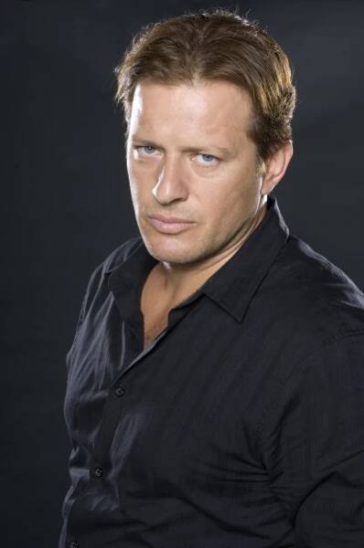 Osudný flirt - Promo - Costas Mandylor