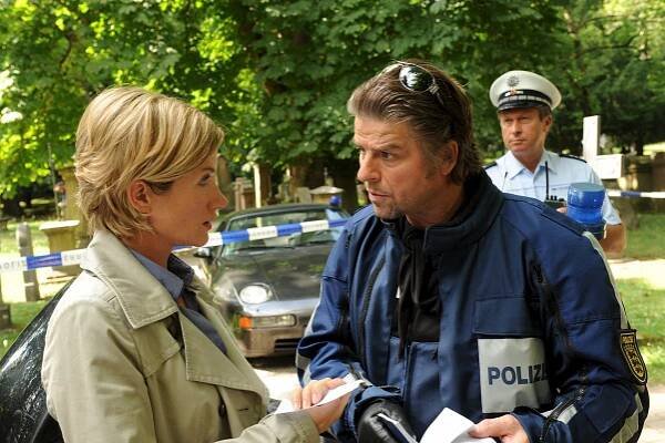 Kriminálka Stuttgart - Sechs Richtige - Z filmu - Astrid M. Fünderich, Uwe Fellensiek