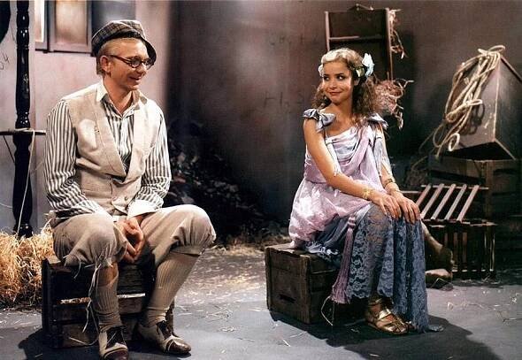 Nejkrásnější televizní herečka 80. let se vůbec nezměnila: Padesátka na krku není u představitelky něžných princezen vůbec znát