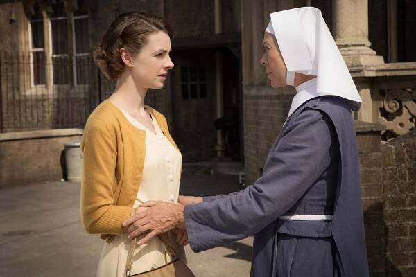 Zavolejte porodní sestřičky - Epizoda 4 - Z filmu - Jessica Raine, Jenny Agutter