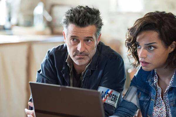 Kriminálka Montpellier - Živá mrtvá - Z filmu - Stéphane Blancafort, Nelly Lawson