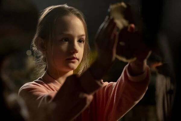 The Haunting - Záhadné sídlo Bly - Z filmu - Amelie Bea Smith