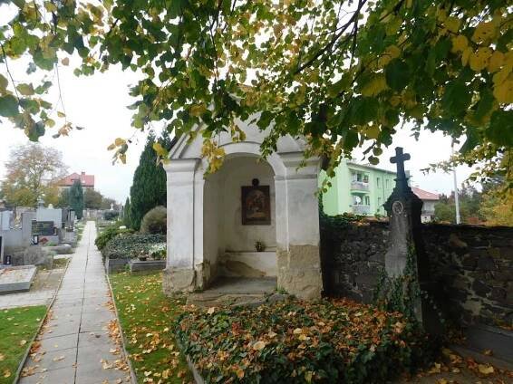 Kaplička křížové cesty v Drahotuších - IX. zastavení | Drobné památky 