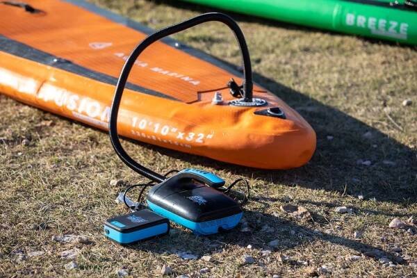 Jak a čím nafouknout paddleboard - Snowboardel.cz