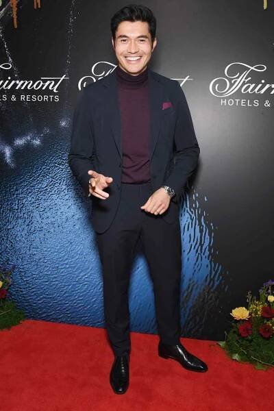 Henry Golding Steps Out in N.Y.C., Plus Ryan Gosling & Patrick Dempsey, Rosario Dawson and More