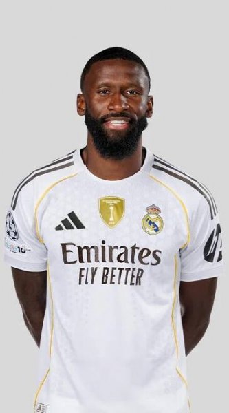 DESKTOP-RUDIGER (1)