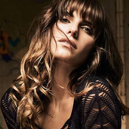 Lake Bell pictures and interview