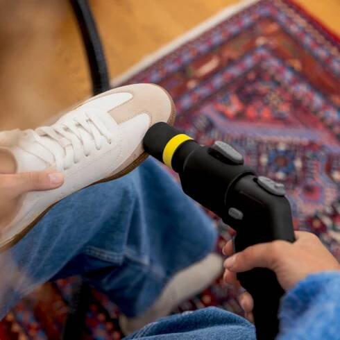 Tepovač SE 3 Compact Home Shoe N1: Inovativní čistič obuvi pro optimální čištění obuvi