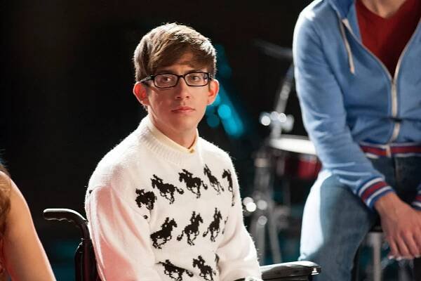 Glee - Bez elektřiny (S04E20) (2013)