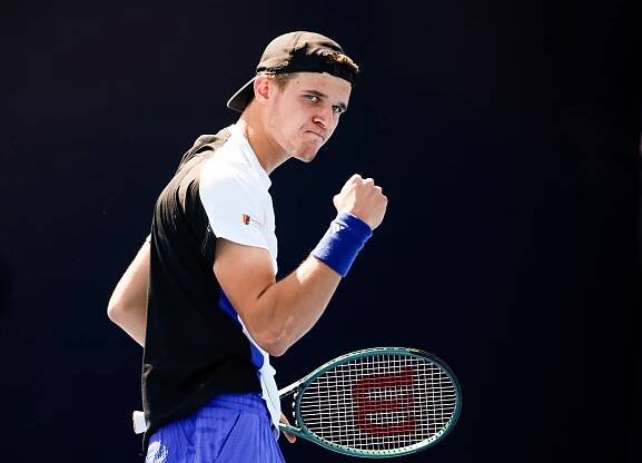 Menšík vyhrál anketu ATP o Nováčka roku. Ocenění bere jako druhý český tenista v historii