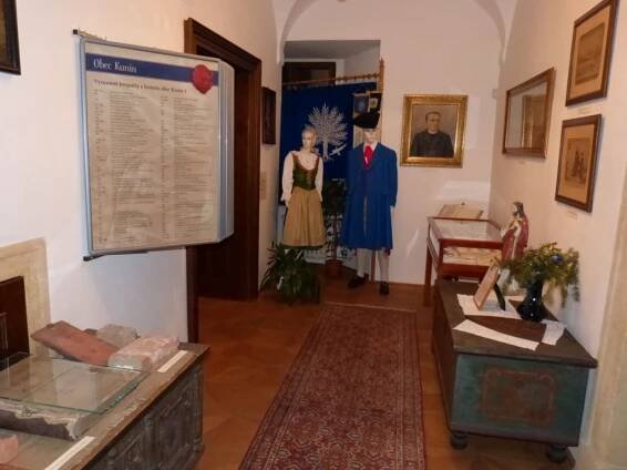 Muzeum starého Kunewaldu - Oficiální stránky Zámek Kunín