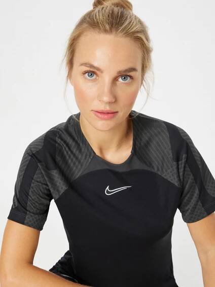NIKE Funkční tričko 'Strike' – černá