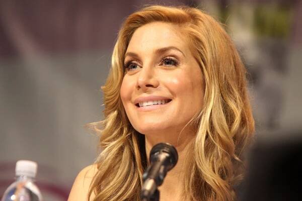 Súbor:Elizabeth Mitchell (8610142381).jpg – Wikipédia
