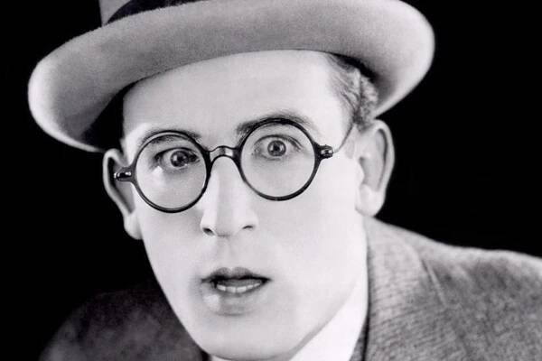 Harold Lloyd: Jeho kariéru nastartovaly brýle pro intelektuály