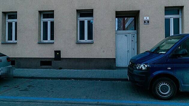 Místo sociálních bytů má být v městském domě na adrese Plynárenská 4 v brněnských Zábrdovicích azylové centrum Armády spásy. Část místních obyvatel se proti tomu bouří.