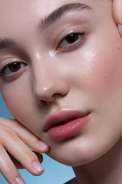 How to Use Retinol on Sensitive Skin, According to Derms