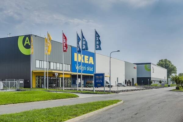 IKEA v Česku pandemii ustála. Online prodeje jí narostly téměř o 100 procent a utržila opět přes 10 miliard