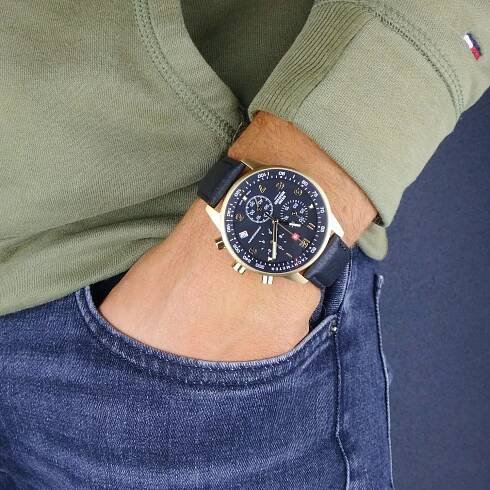 SWISS MILITARY BY CHRONO Minimalist Military Chronograph Watch SM34012.10 | jen za 6.600,00 Kč | IRISIMO
