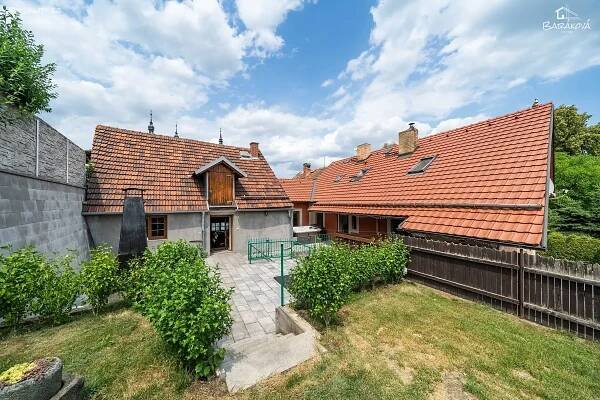 Prodej rodinného domu 294 m², pozemek 1007 m² Počapská, Březnice - Prodej nemovitosti Plzeň - Lenka Baráková