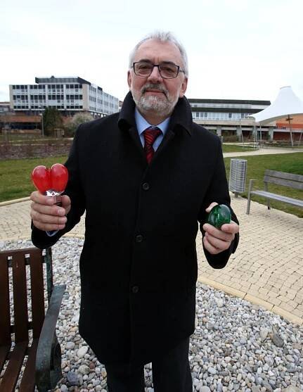Pracovnu rektor vyklízel dva víkendy
