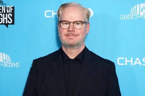 Jim Gaffigan Jokes Raising Five Kids in New York City Was a 'Huge Mistake' (Exclusive)
