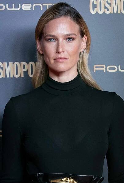 Model Bar Refaeli Signs Plea Bargain to Settle Tax Evasion Case, as Her Mom Gets Prison Time