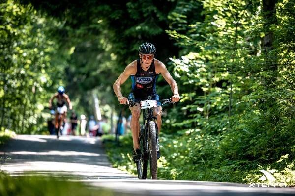 Lukáš Kočař - druhý muž Světového poháru v terénním triatlonu Xterra Prachatice 2021 - Běhej srdcem