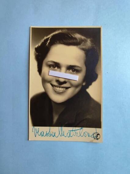 Vlasta Matulová herečka /1918-1989/ | Aukro