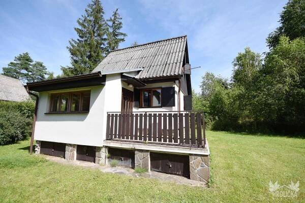 PRODÁNO - Rekreační chata se zahradou v obci Slatina (Přešťovice) | Hrdlička reality