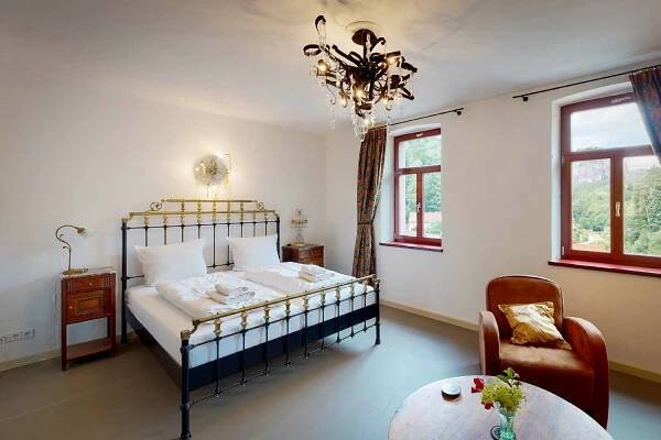 3D Tour durch die Ferienwohnung Grünes Gewölbe im Kurort Rathen in der sächsischen Schweiz