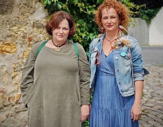 „Zvládli jsme to.“ Tereza Nekudová o přiznání své matky lesbičky Jitky Smutné