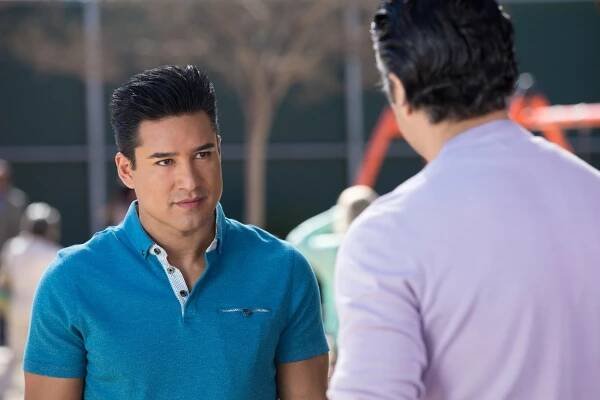 Neposkvrněná Jane - Chapter Seventy-Nine - Z filmu - Mario Lopez