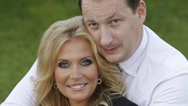 Michaelu Ochotskou pronásleduje expřítel. Skrývání ji už stálo deset miliónů