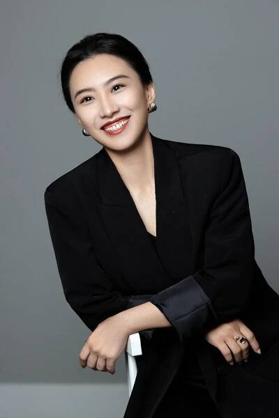 About Shihan Zhang
