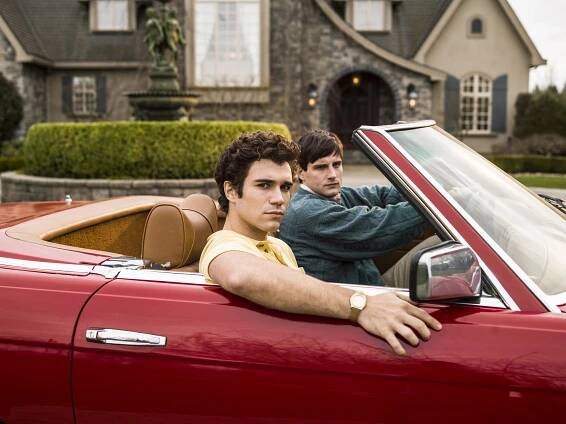 Myko Olivier, Nico Tortorella - Menendez: Blood Brothers - Z filmu