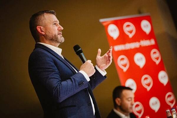 Sociolog o volbách na Slovensku: Kdo nahradí Čaputovou? Atmosféra je hustá a přibývá strašení