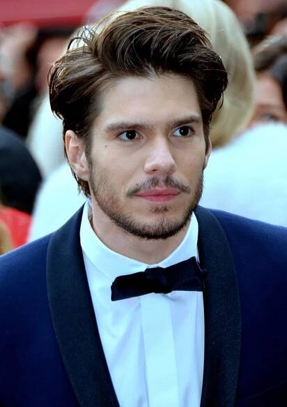 Súbor:François Civil Cannes 2019.jpg – Wikipédia