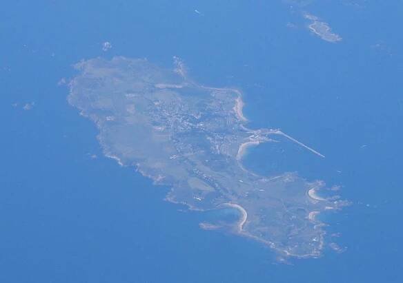Soubor:Alderney aerial.jpg