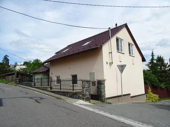 Radíkov u Olomouce, rodinný dům 158 m², pozemek 434 m² - Reality Grál 