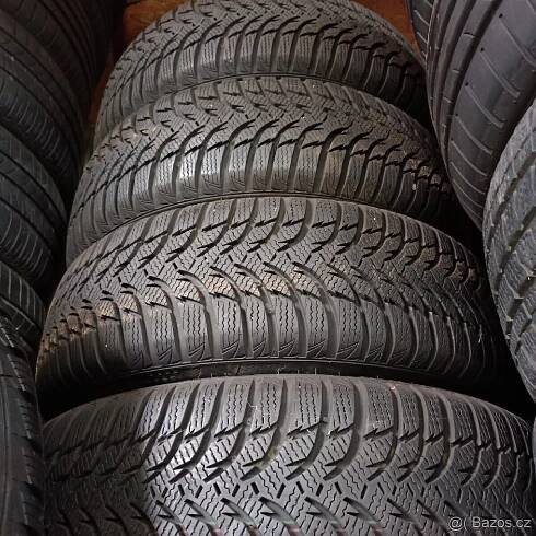2ks Zimní pneu MICHELIN 205/60/R16"