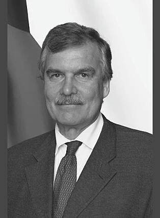 Zemřel vedoucí české ambasády v Kongu, při pádu si poranil hlavu