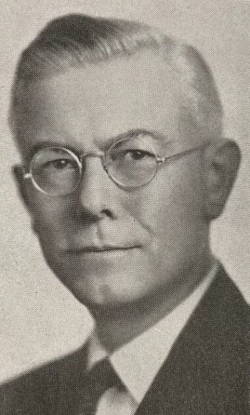 1939-1943 Dr. Early Lee Fox