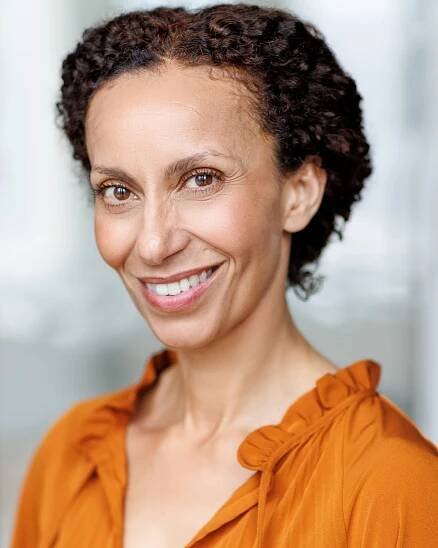 HEADSHOTS – LAURA ALLEN MÜLLER
