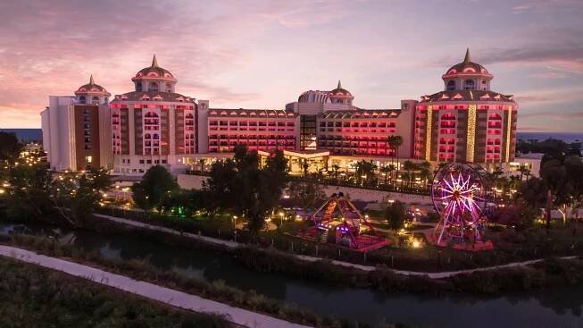 DELPHIN BE GRAND RESORT HOTEL - Promotion Video