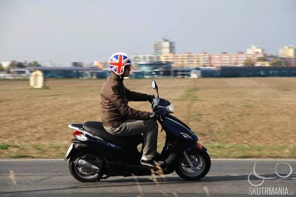Piaggio Fly 125 3V – Skutrmania
