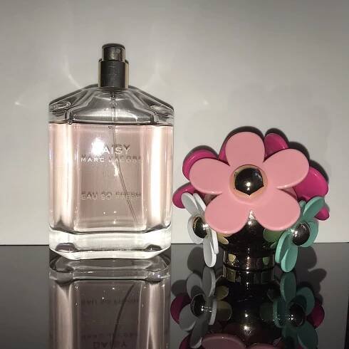 Marc Jacobs  Daisy Eau So Fresh  Eau de Toilette  75 ml  Spray - Obrázek 2