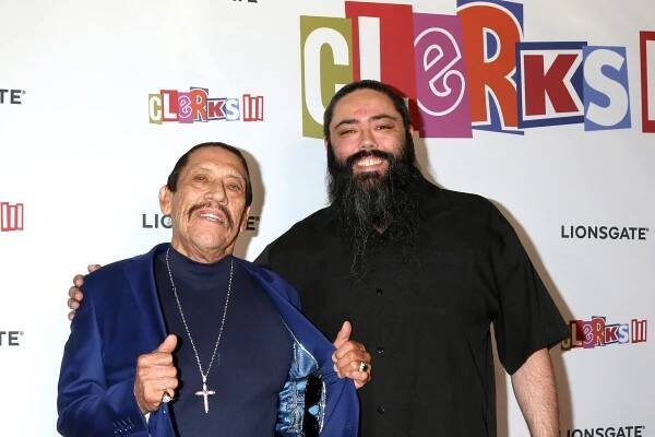 Smrt je jeho povolání. Nejčastěji umírající herec Danny Trejo slaví 80