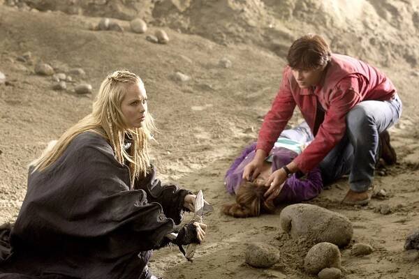 Smallville - Vlastní krev - Z filmu - Laura Vandervoort, Tom Welling