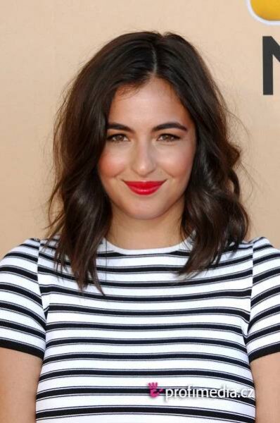 Alanna Masterson - celebrity účes - HappyHair